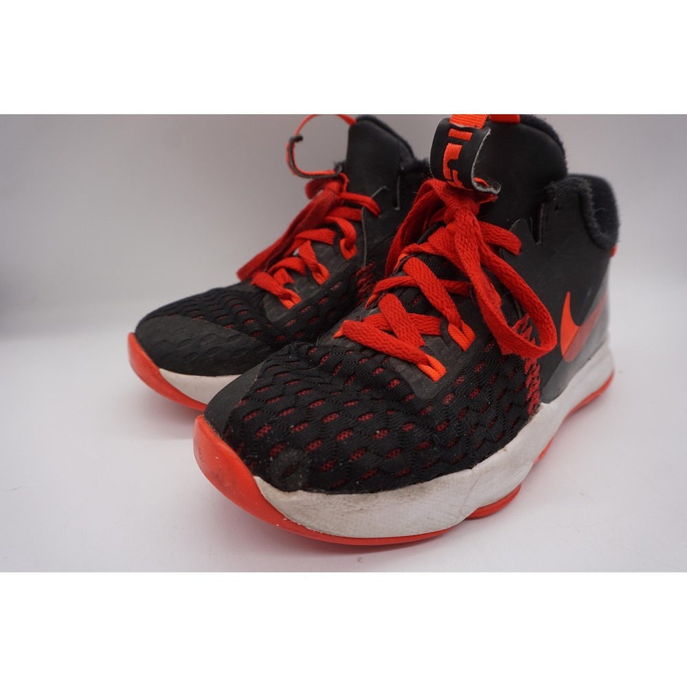 Nike LeBron Witness 5 Shoes Black Red Basketball‎ Sneaker Mesh Youth Size 3Y